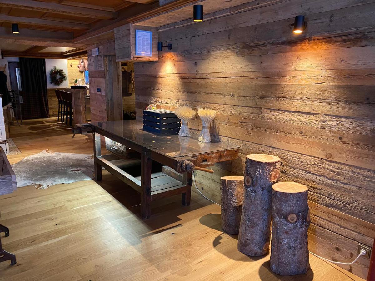 Hotel Almhof San Candido Exterior photo