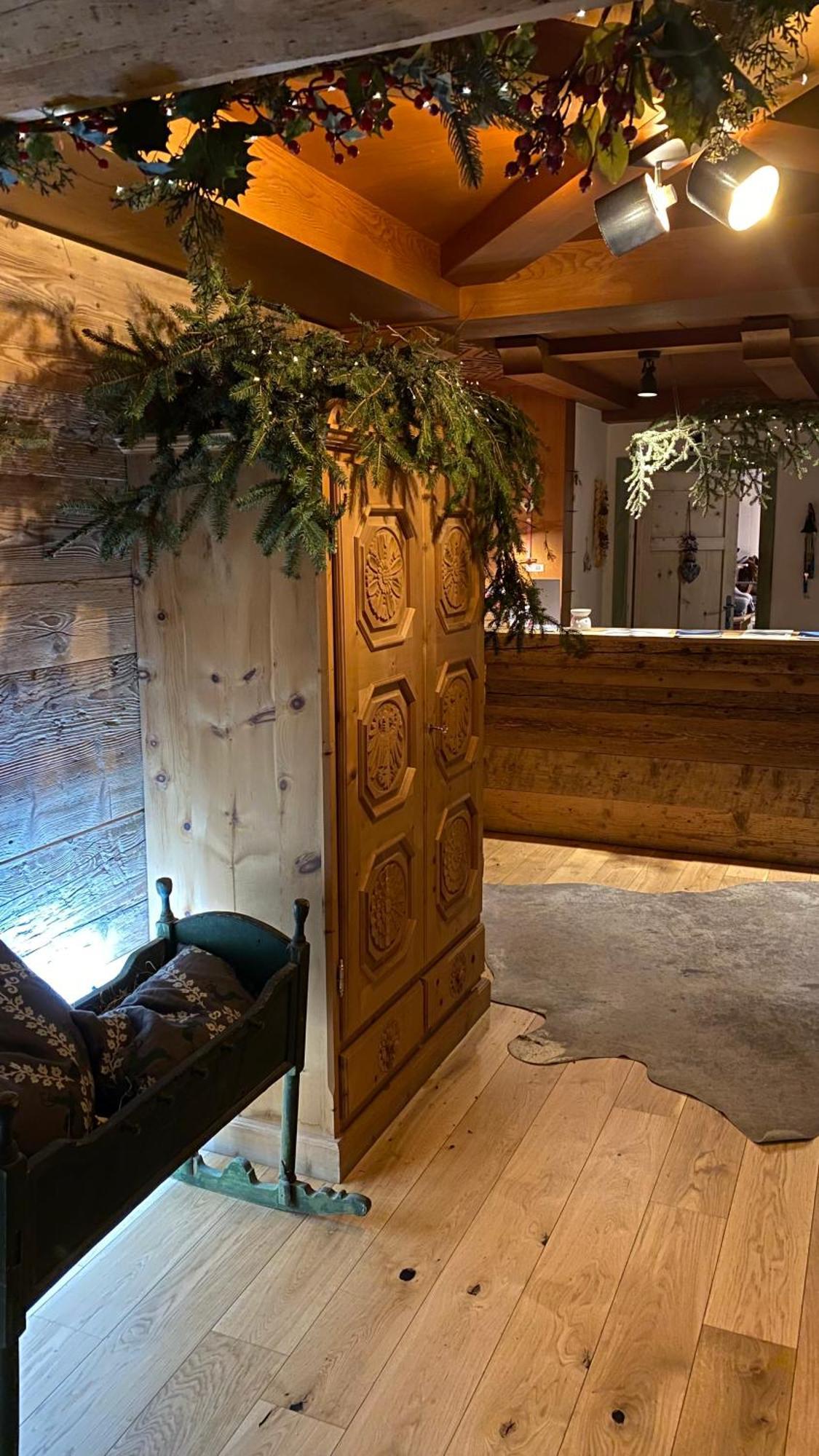 Hotel Almhof San Candido Exterior photo